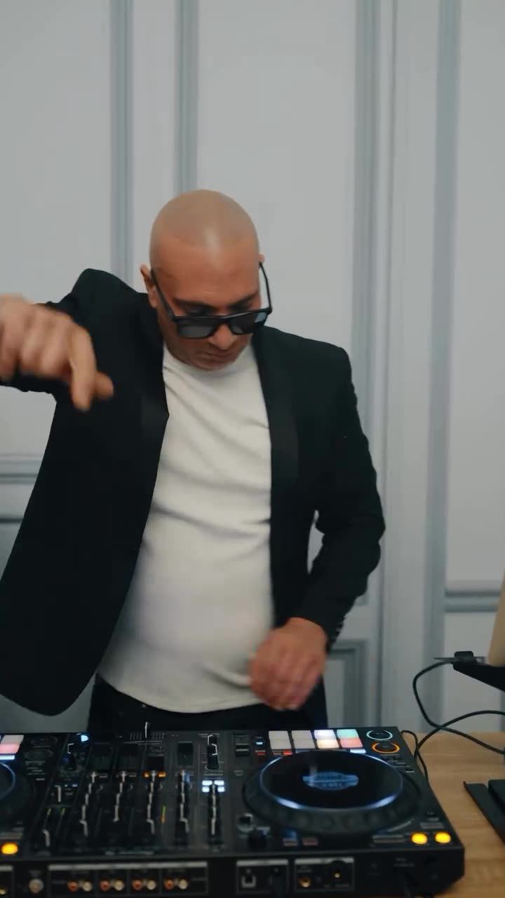 Reel 1 - Ambiance de folie